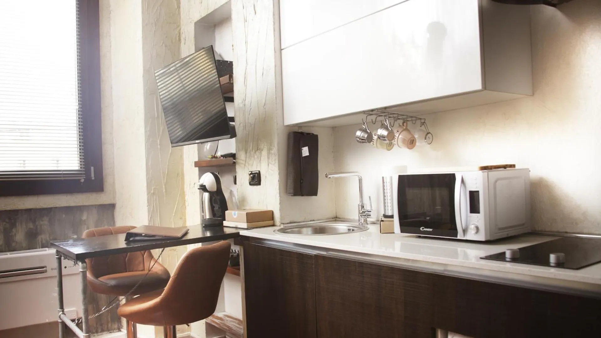 アパート Nik Milan Stay - Loft Design Moscova Brera Center イタリア